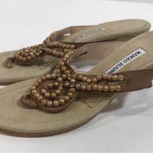 NEW!! Women’s Manolo Blahnik Beige Beaded Kitten Sandals Heels Size 37.5
